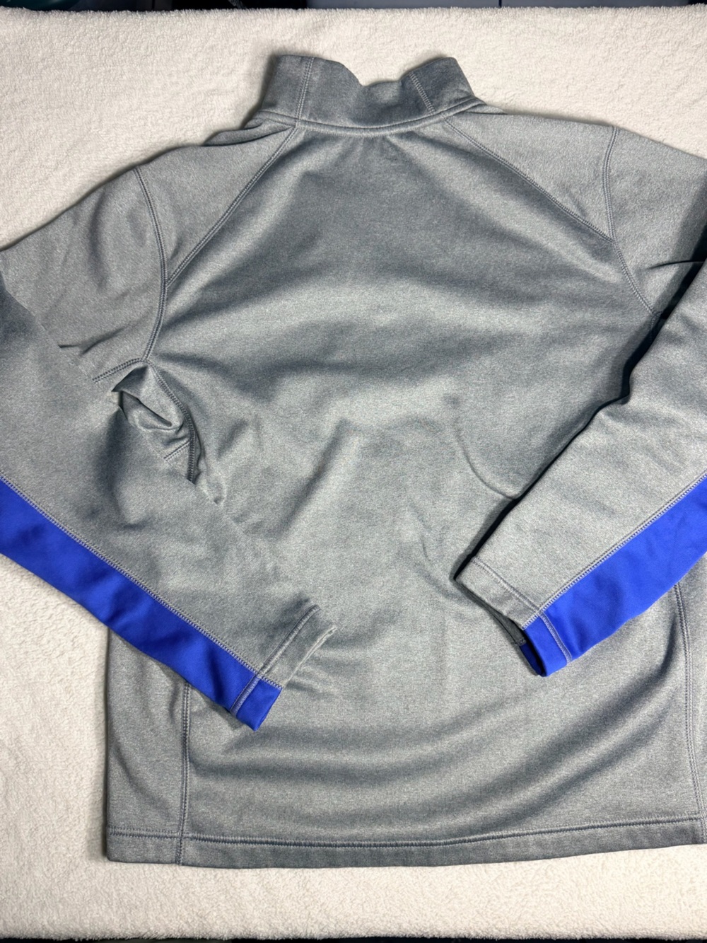 Nike Gray Quarter-Zip Therma-Fit Performance Pullover with Blue Stripes | Medium - Picture 3 of 6